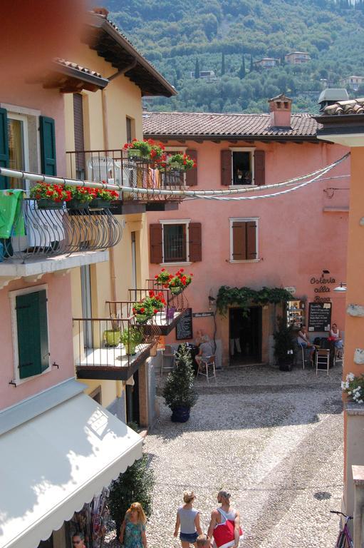 Casella'S Apartments Malcesine Luaran gambar