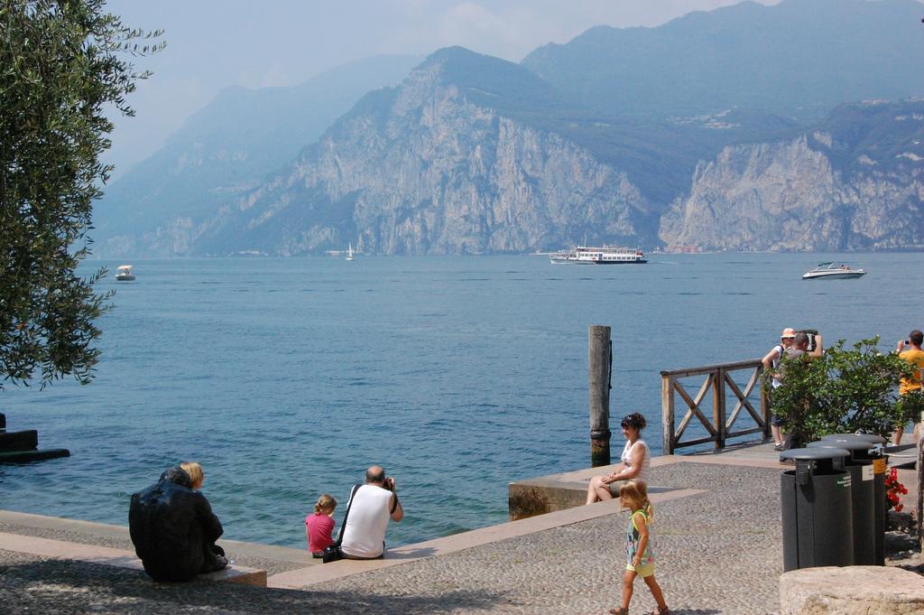 Casella'S Apartments Malcesine Luaran gambar